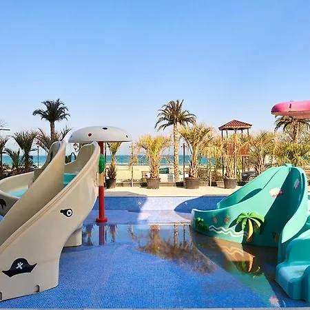 Rusty Sands N Pools Apartment