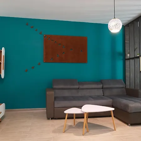 Rusty Sands N Pools Apartment