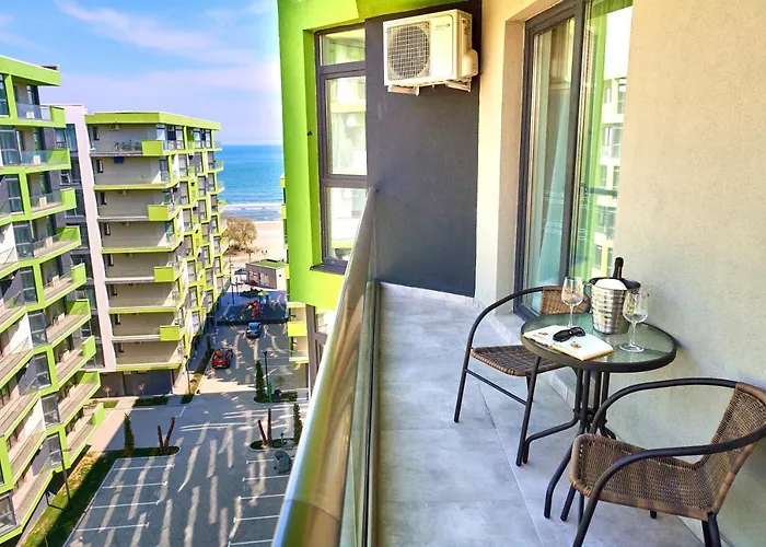 Rusty Sands N Pools Năvodari