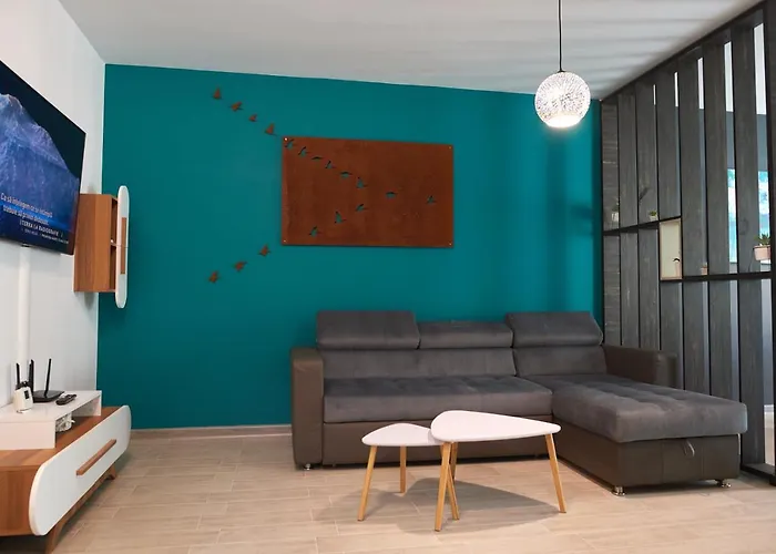 Rusty Sands N Pools Appartement